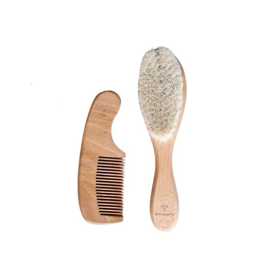 Brosse et peigne en bois